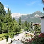 Engel 3* Canazei