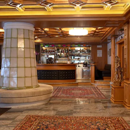 酒店 Engel