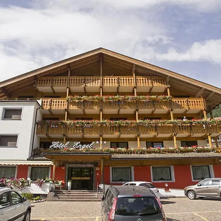 Otel Engel Canazei